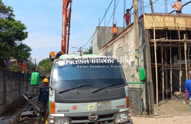 Tempat Sewa Concrete Pump Untuk Cor di Kukusan Depok