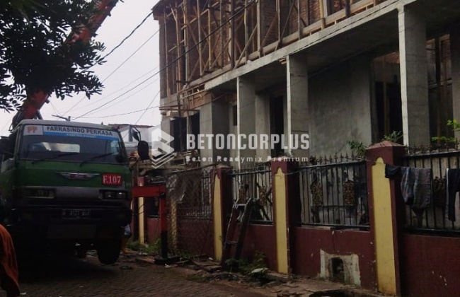 Tempat Sewa Concrete Pump Untuk Cor di Cangkudu Tangerang